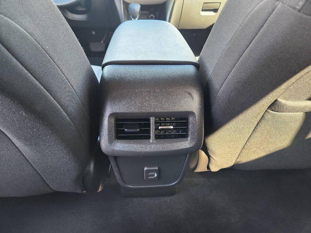 used 2023 Chevrolet Equinox car, priced at $18,999