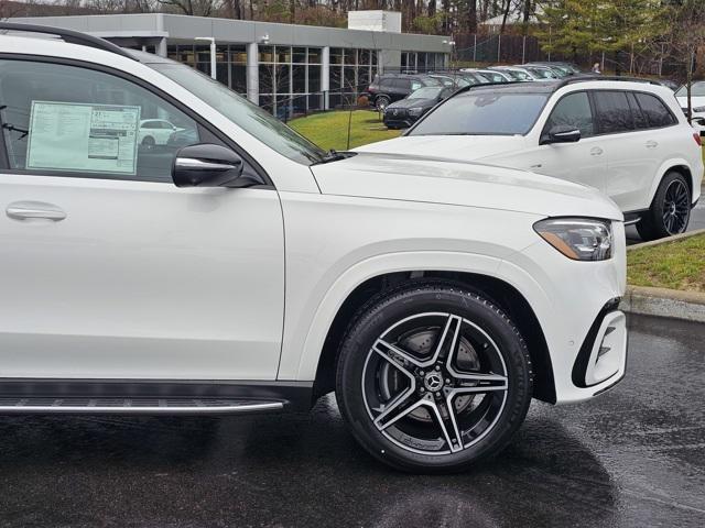 new 2025 Mercedes-Benz GLS 450 car, priced at $100,505