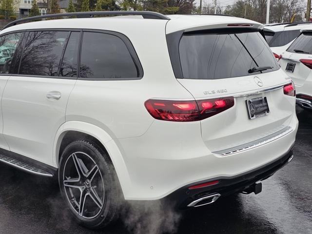 new 2025 Mercedes-Benz GLS 450 car, priced at $100,505