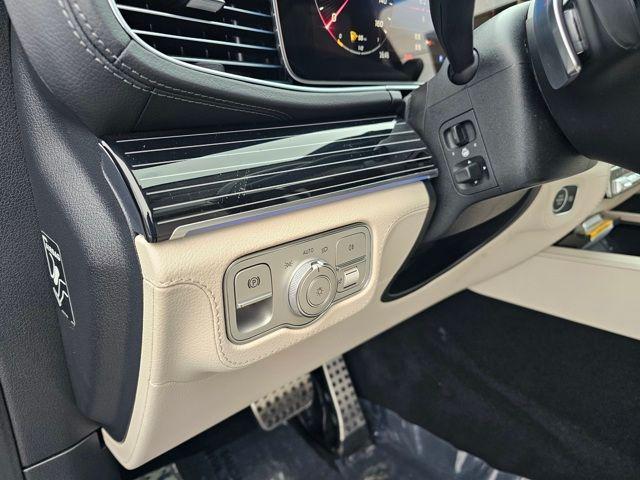 new 2025 Mercedes-Benz GLS 580 car, priced at $132,390