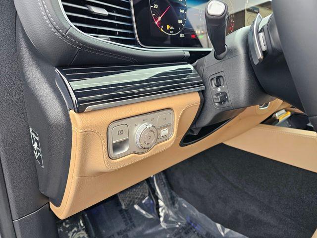 new 2025 Mercedes-Benz GLE 450e car, priced at $83,245