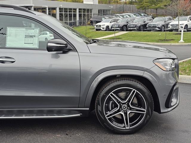 new 2025 Mercedes-Benz GLS 450 car, priced at $101,835