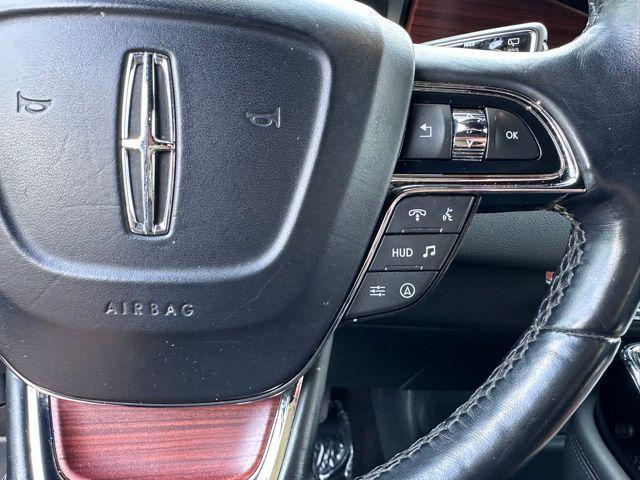 used 2022 Lincoln Navigator car, priced at $55,988