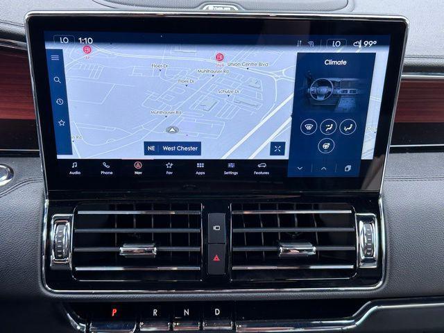 used 2022 Lincoln Navigator car, priced at $55,988