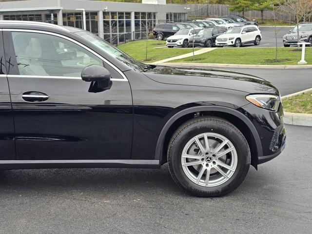 new 2025 Mercedes-Benz GLC 300 car, priced at $59,385