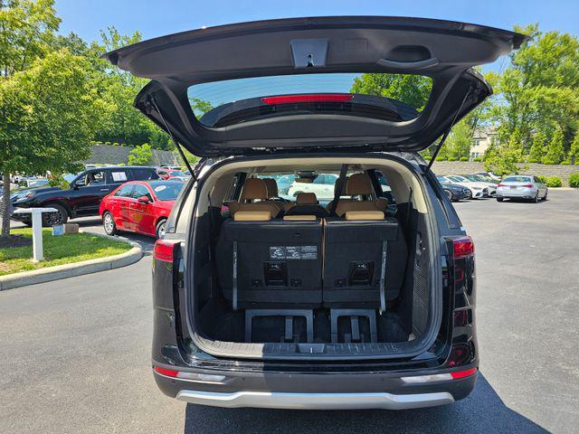 used 2023 Kia Carnival car, priced at $25,885