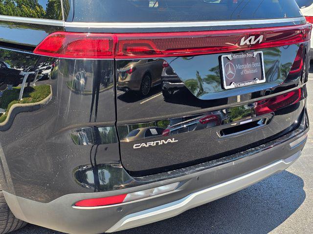 used 2023 Kia Carnival car, priced at $25,885