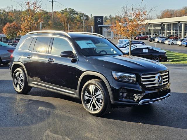 new 2025 Mercedes-Benz GLB 250 car, priced at $51,095