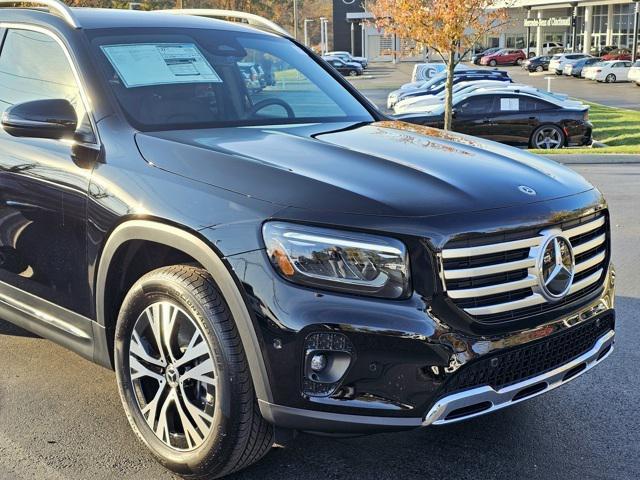 new 2025 Mercedes-Benz GLB 250 car, priced at $51,095