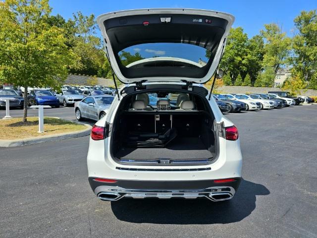 new 2025 Mercedes-Benz GLC 300 car, priced at $58,460