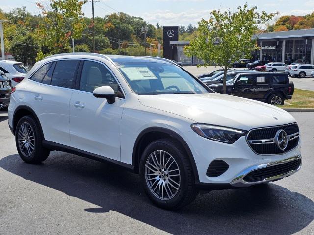 new 2025 Mercedes-Benz GLC 300 car, priced at $58,460