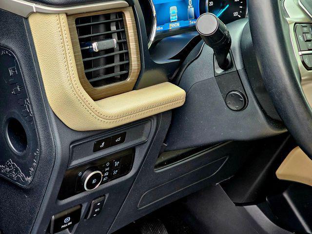 used 2022 Ford Expedition car, priced at $46,877