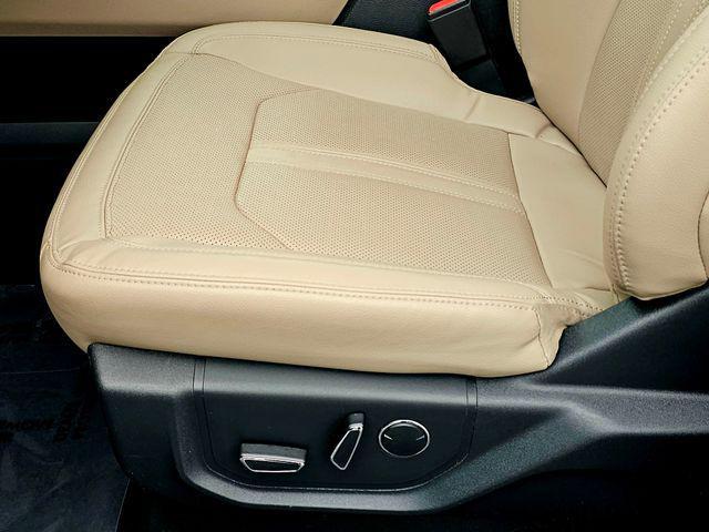 used 2022 Ford Expedition car, priced at $46,877