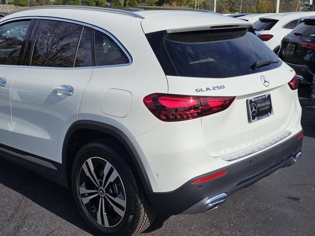 new 2025 Mercedes-Benz GLA 250 car, priced at $49,410