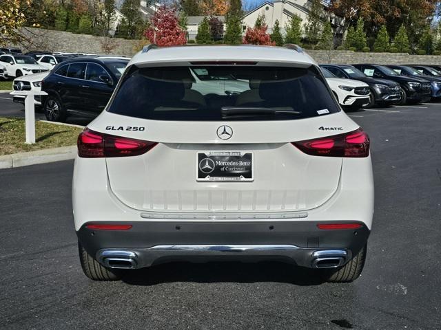 new 2025 Mercedes-Benz GLA 250 car, priced at $49,410