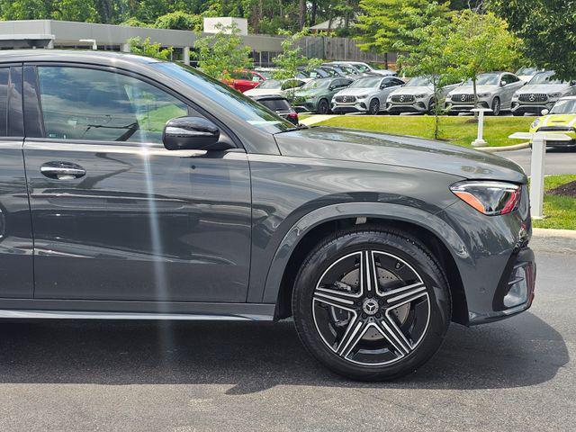 new 2025 Mercedes-Benz GLE 450 car, priced at $90,530