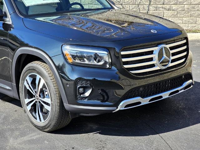 new 2024 Mercedes-Benz GLB 250 car, priced at $51,070