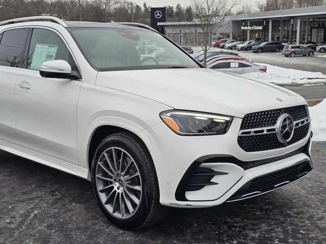 new 2025 Mercedes-Benz GLE 450 car, priced at $84,335