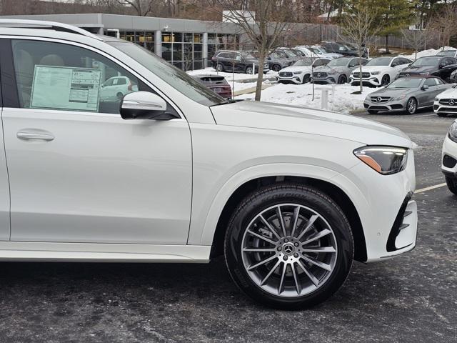 new 2025 Mercedes-Benz GLE 450 car, priced at $84,335