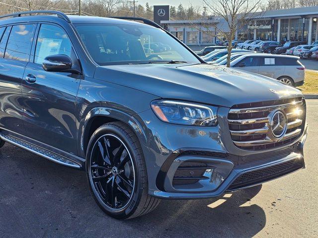 new 2025 Mercedes-Benz GLS 450 car, priced at $112,240