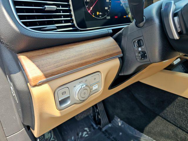 new 2026 Mercedes-Benz GLE 350 car, priced at $77,135