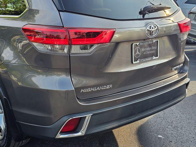 used 2017 Toyota Highlander car, priced at $18,988