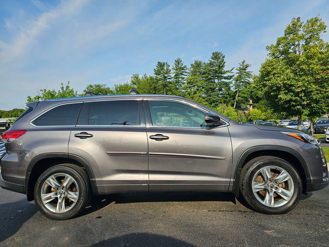 used 2017 Toyota Highlander car, priced at $18,988