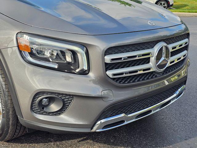used 2021 Mercedes-Benz GLB 250 car, priced at $29,907