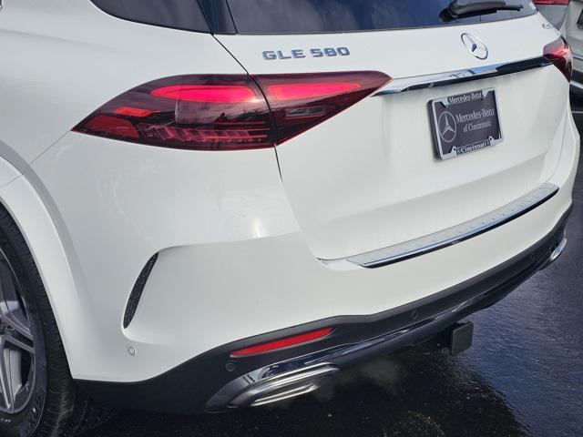 new 2025 Mercedes-Benz GLE 580 car, priced at $102,555