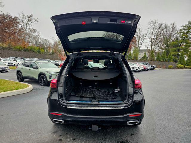 new 2025 Mercedes-Benz GLE 450 car, priced at $81,245