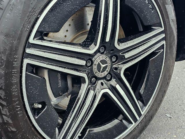 new 2025 Mercedes-Benz GLE 450 car, priced at $81,245