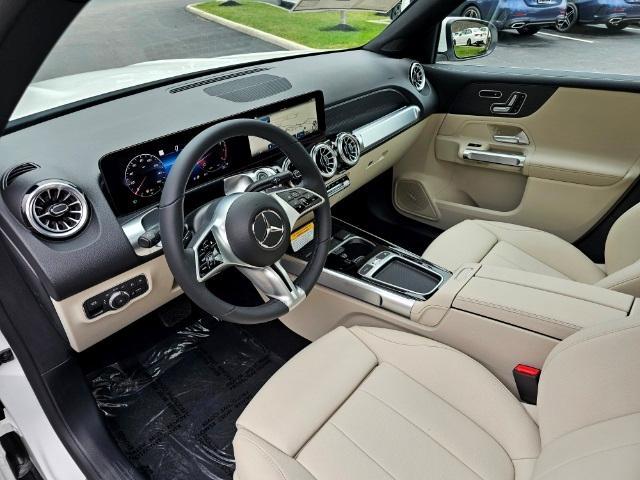 new 2024 Mercedes-Benz GLB 250 car, priced at $53,405