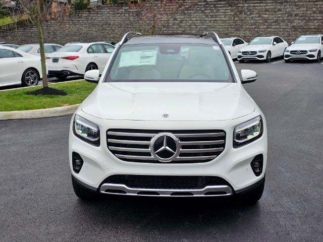 new 2024 Mercedes-Benz GLB 250 car, priced at $53,405