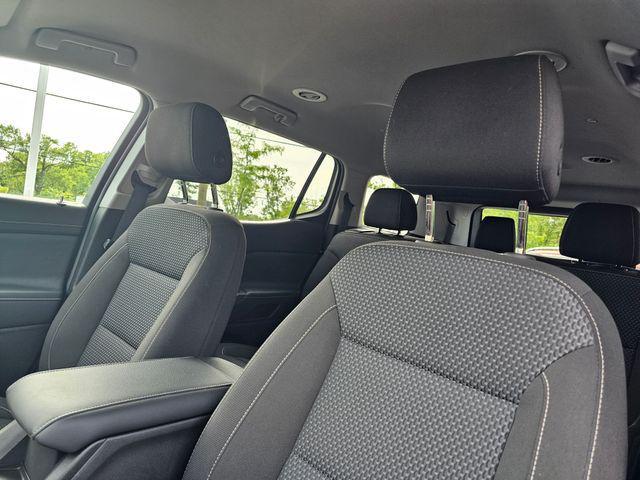 used 2023 GMC Acadia car, priced at $23,867