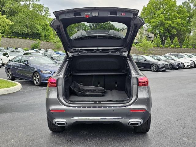 new 2024 Mercedes-Benz GLA 250 car, priced at $51,515