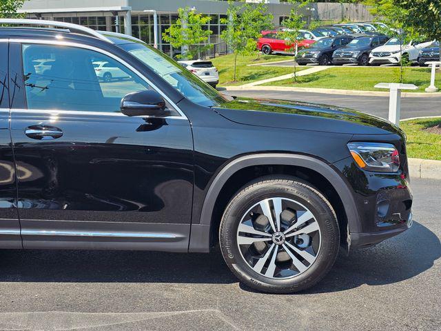 new 2025 Mercedes-Benz GLB 250 car, priced at $49,595