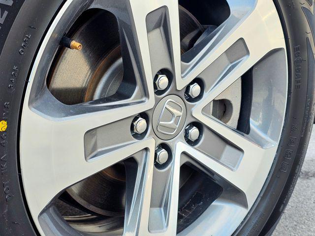 used 2023 Honda Pilot car, priced at $37,000