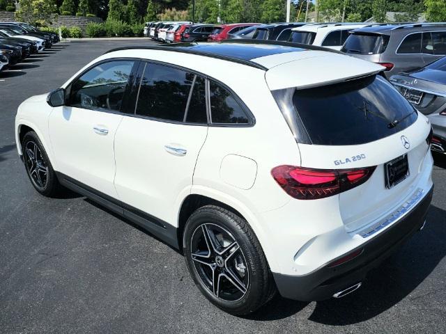 new 2025 Mercedes-Benz GLA 250 car, priced at $54,750