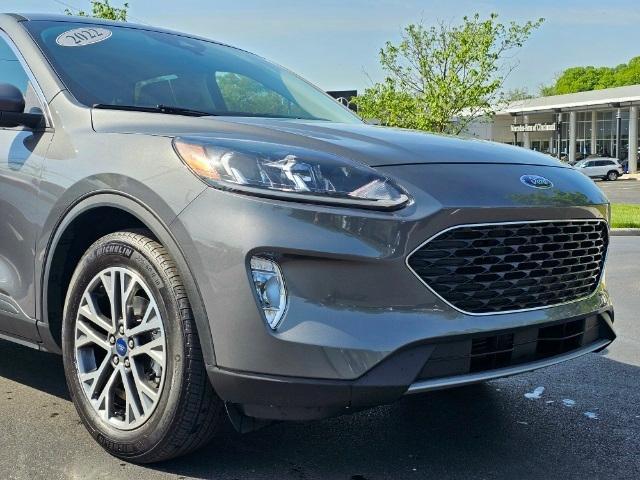 used 2022 Ford Escape car, priced at $25,397