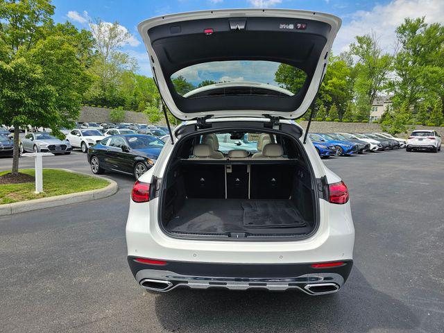 new 2025 Mercedes-Benz GLC 300 car, priced at $54,185