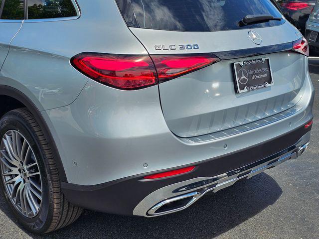 new 2025 Mercedes-Benz GLC 300 car, priced at $58,125