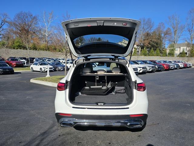 new 2025 Mercedes-Benz GLC 350e car, priced at $66,925