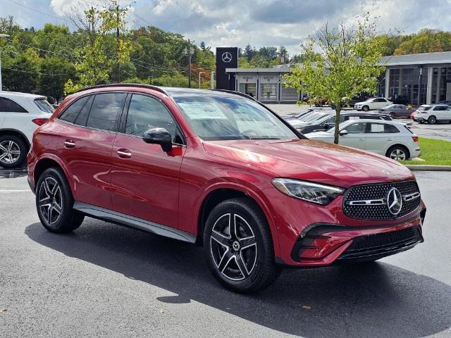 new 2025 Mercedes-Benz GLC 300 car, priced at $62,765