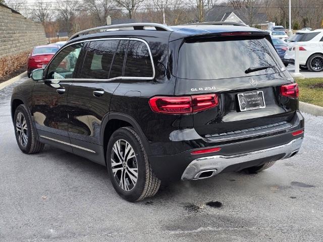 new 2024 Mercedes-Benz GLB 250 car, priced at $50,850