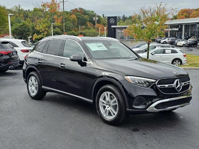 new 2025 Mercedes-Benz GLC 300 car, priced at $57,405