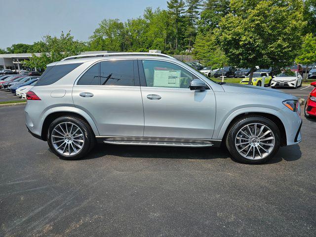 new 2025 Mercedes-Benz GLE 450 car, priced at $85,195