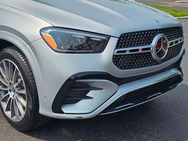 new 2025 Mercedes-Benz GLE 450 car, priced at $85,195