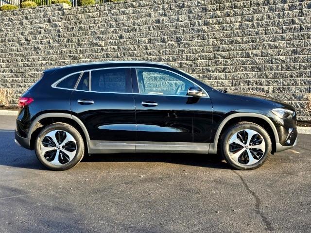 new 2024 Mercedes-Benz GLA 250 car, priced at $50,930