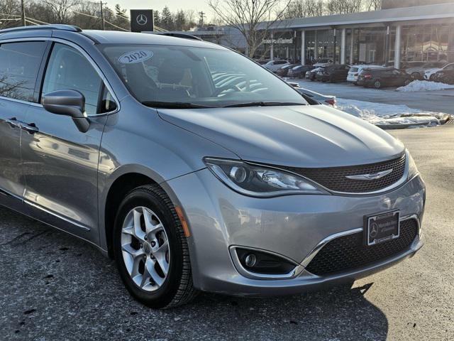 used 2020 Chrysler Pacifica car, priced at $23,362