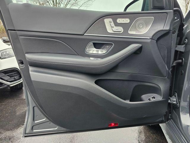 new 2025 Mercedes-Benz GLE 350 car, priced at $81,085